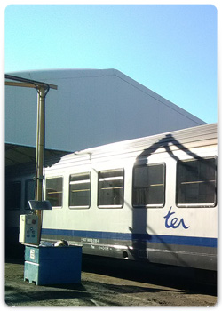 Entrée d'une voiture corail avant rénovation